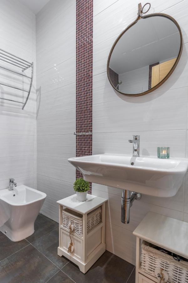 Tuguest Postigo II Catedral Apartment - Free Parking غرناطة المظهر الخارجي الصورة