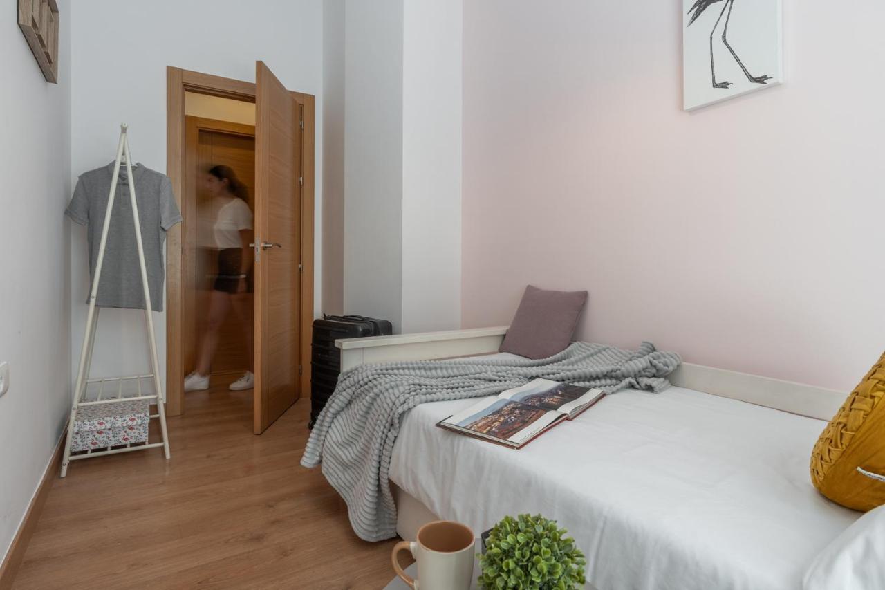 Tuguest Postigo II Catedral Apartment - Free Parking غرناطة المظهر الخارجي الصورة