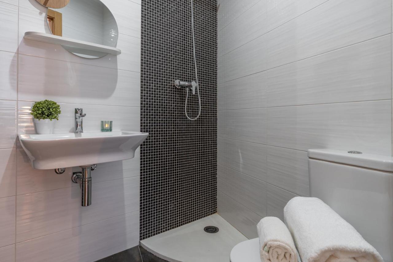 Tuguest Postigo II Catedral Apartment - Free Parking غرناطة المظهر الخارجي الصورة