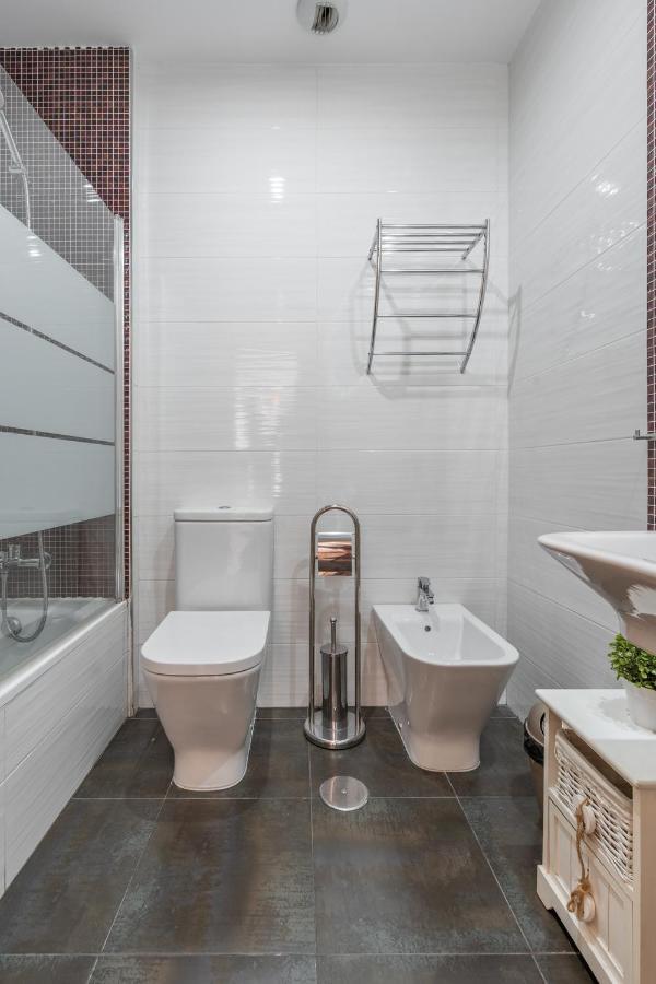 Tuguest Postigo II Catedral Apartment - Free Parking غرناطة المظهر الخارجي الصورة